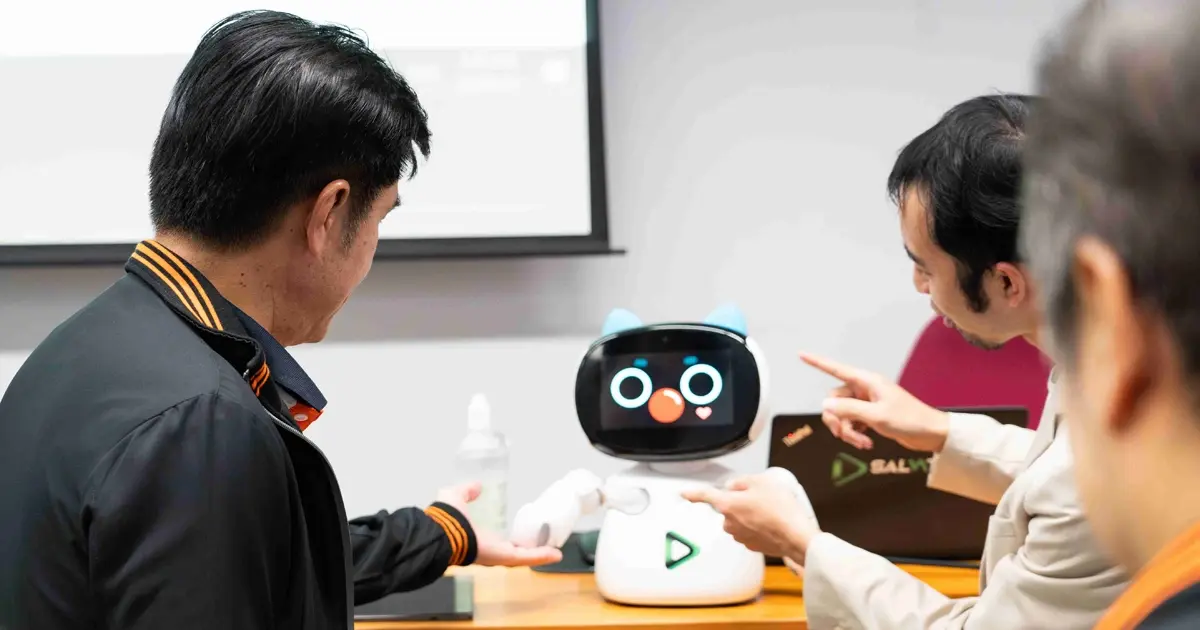 Salvator Tech ร่วมกิจกรรม มจพ. แนะนำหุ่นยนต์เพื่อการศึกษา Kebbi Salvator Tech joins KMUTNB activity to introduce Kebbi educational robot